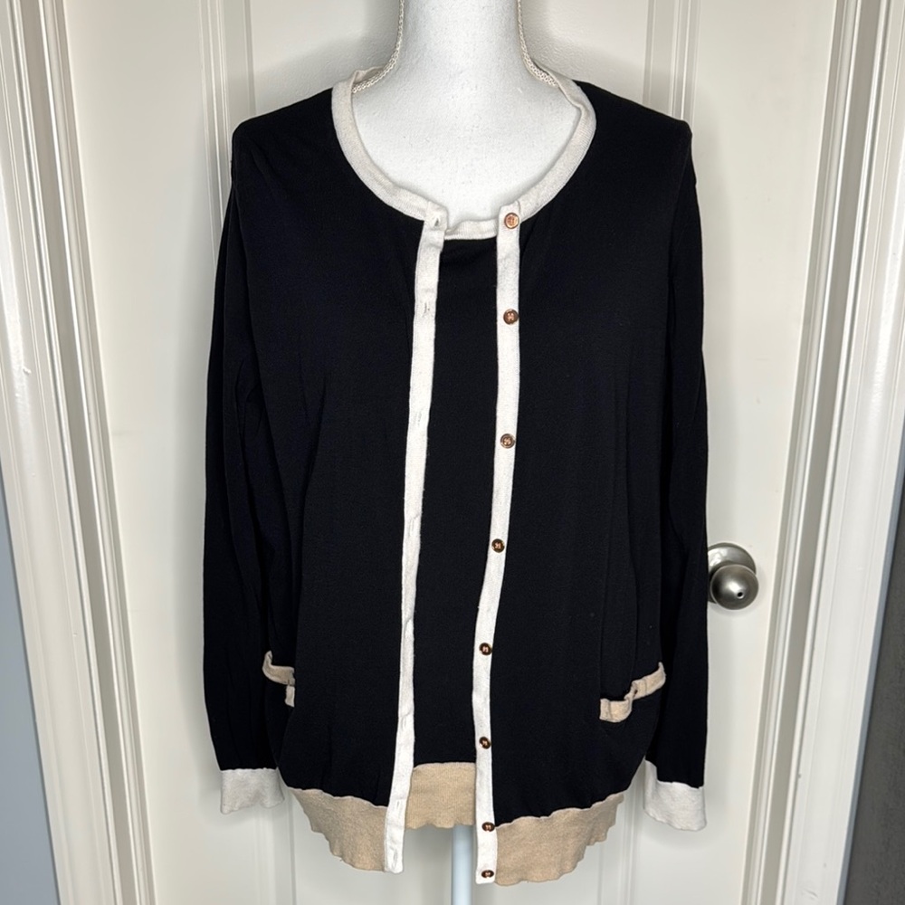 Jones New York Black Cardigan with Cream Accents